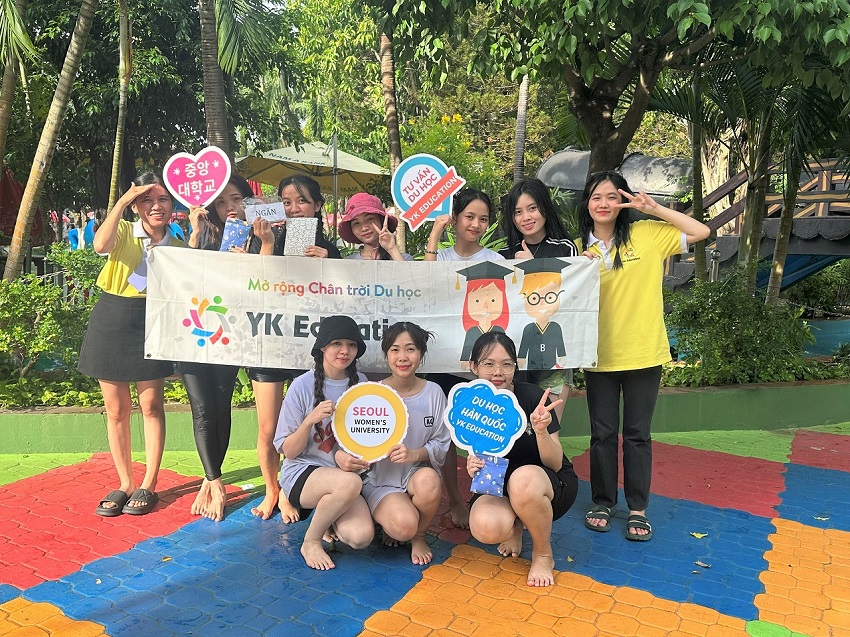 TẾT THIẾU NHI VUI VẺ CÙNG YK EDUCATION