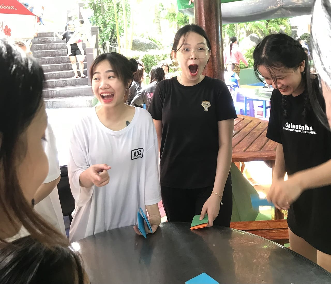 Hai team chơi vui quá là vui luôn!!! Hai team chơi vui quá là vui luôn!!!
